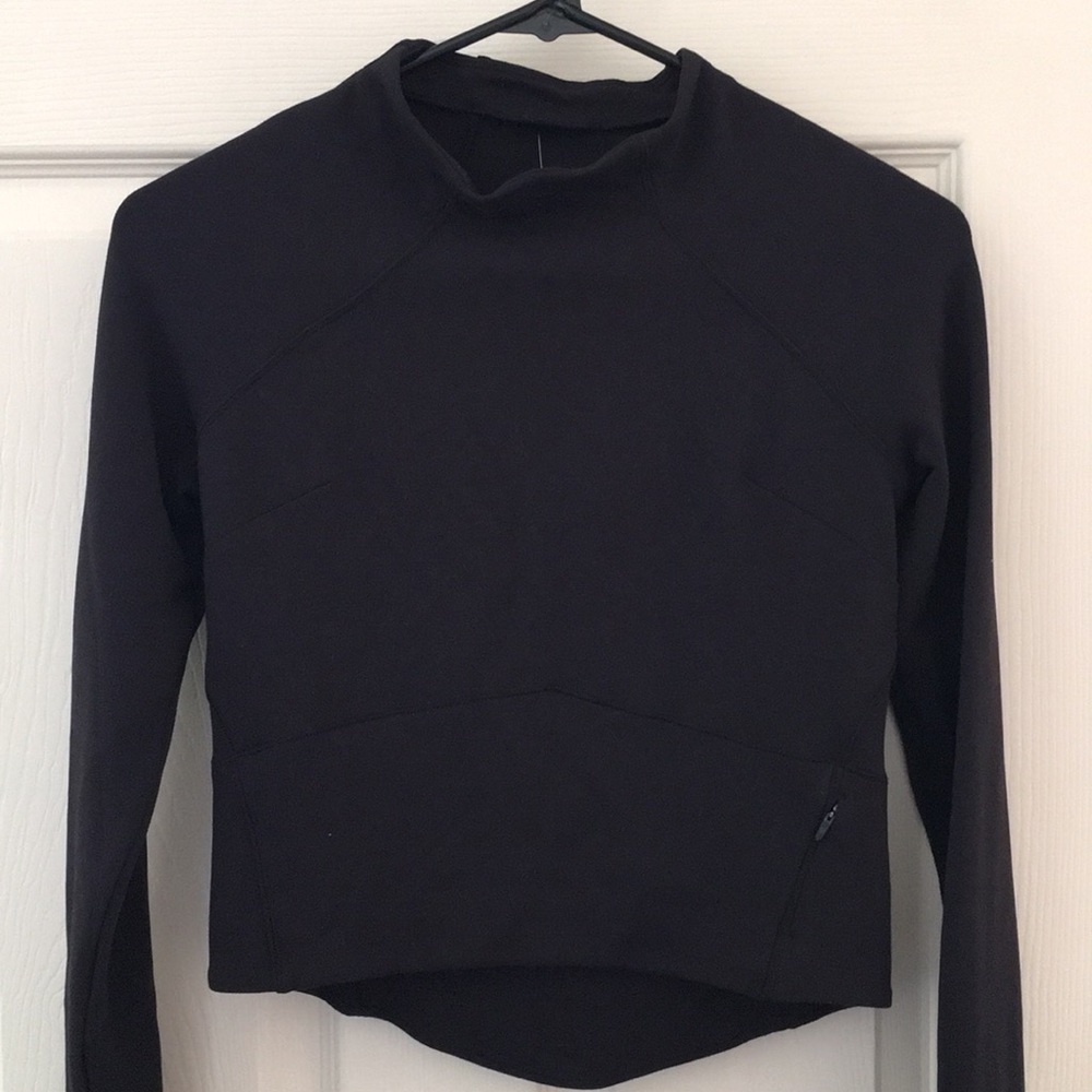 Lululemon Black Long Sleeve Crop Top